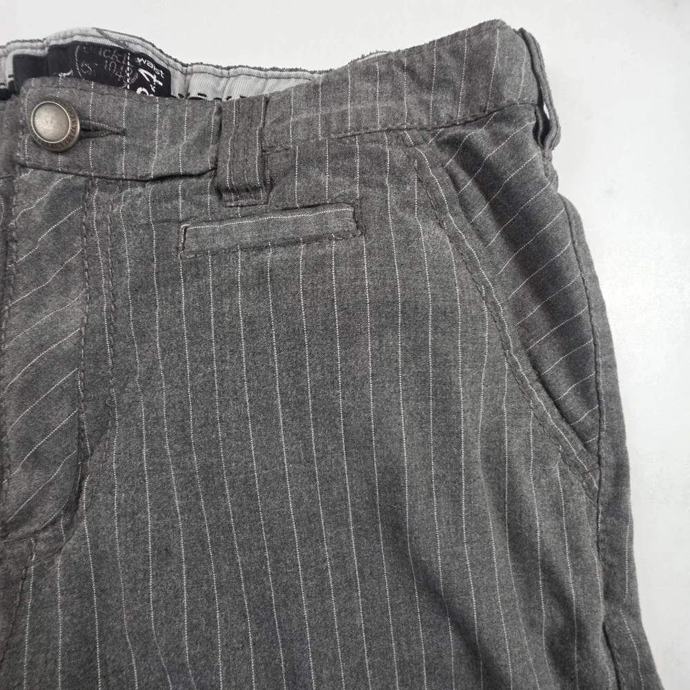 BKE Carlisle Pinstripe Shorts Mens 34 Heather Grey Regular Fit Casual 26581AM